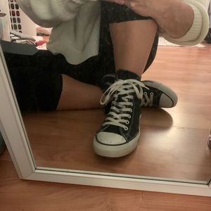 High top black converse